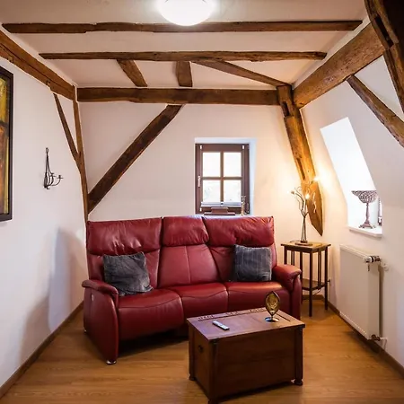 Rissbacher Hof Mansarde Anno 1737 Verbandsgemeinde Verbandsgemeinde Traben-Trarbach Buitenkant foto